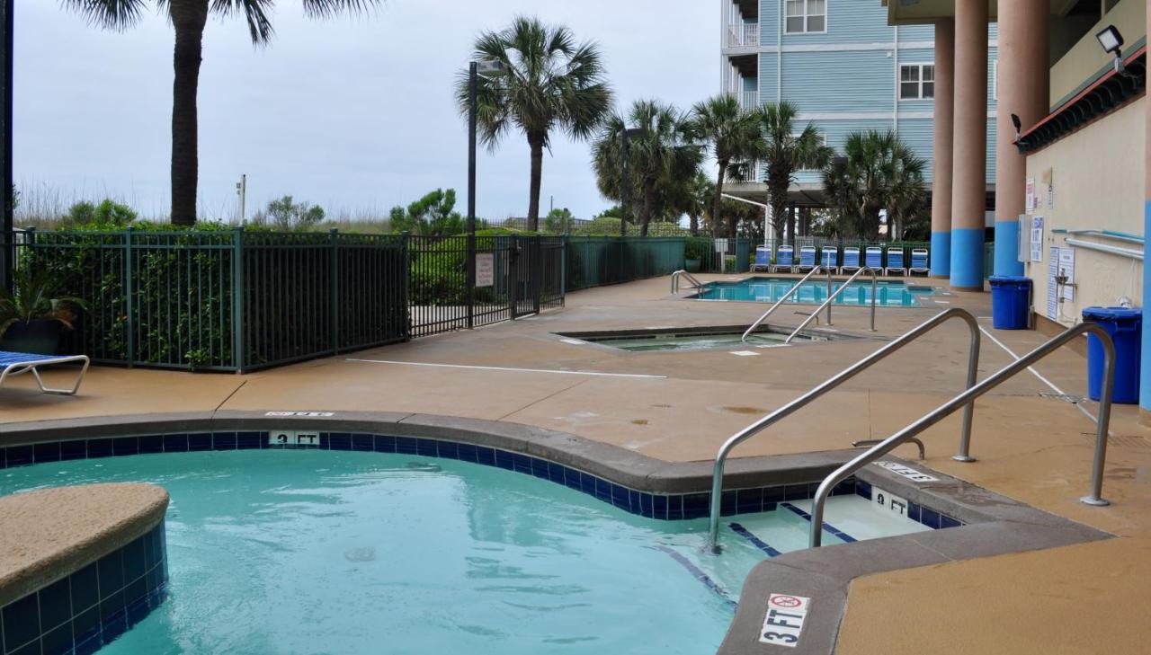 Oceanview Condo With Pool, Hot Tub, Balcony, Right On The Beach 미를 비치 외부 사진